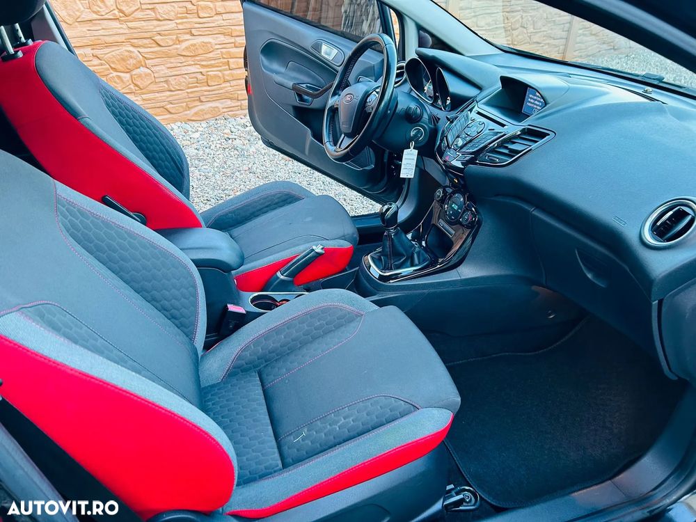 Ford Fiesta - 7