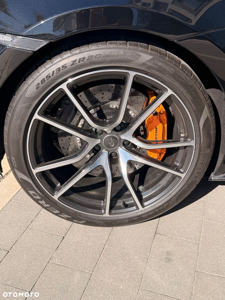 McLaren 570S Coupe - 28