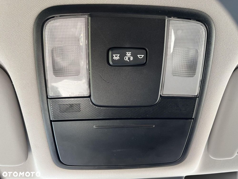 Kia Ceed - 34