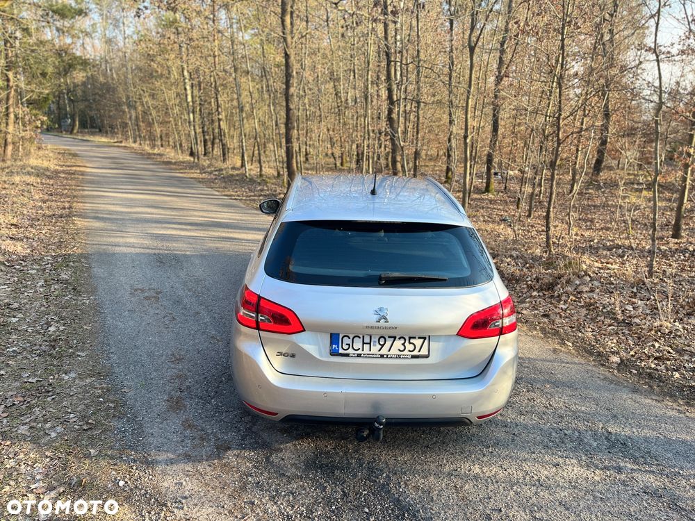 Peugeot 308 BlueHDi FAP 120 EAT6 Stop & Start Active - 11