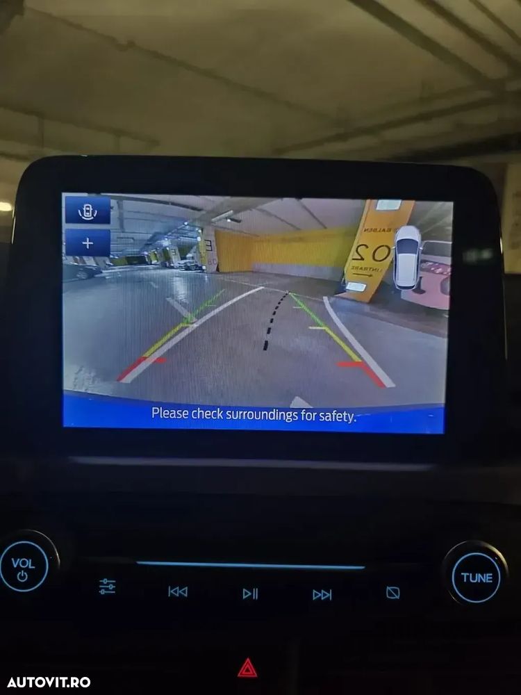 Ford Focus 1.0 EcoBoost MHEV Titanium - 2