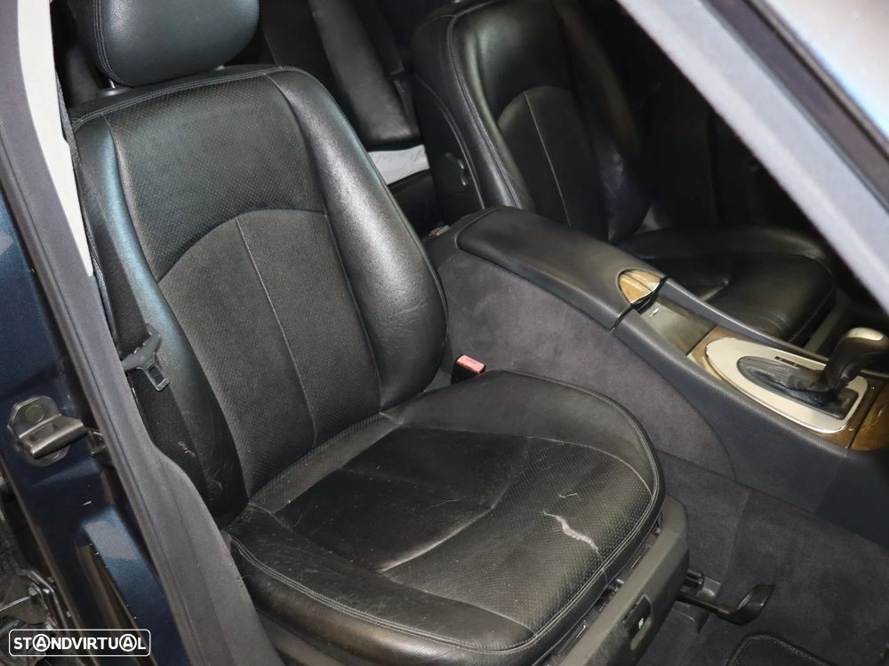 Mercedes-Benz E 220 CDi Avantgarde Aut. - 18