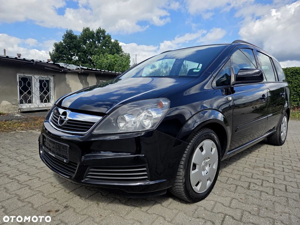 Opel Zafira - 1