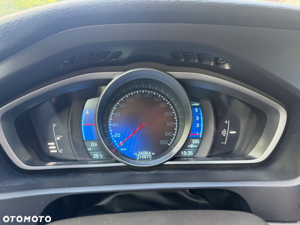 Volvo V40 D2 R-Design Momentum - 7