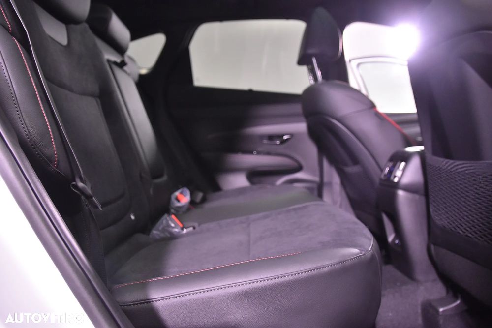 Hyundai Tucson 1.6 l 180 CP 4WD 7DCT Luxury N Line - 13