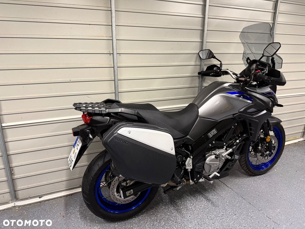 Suzuki V-STROM - 3