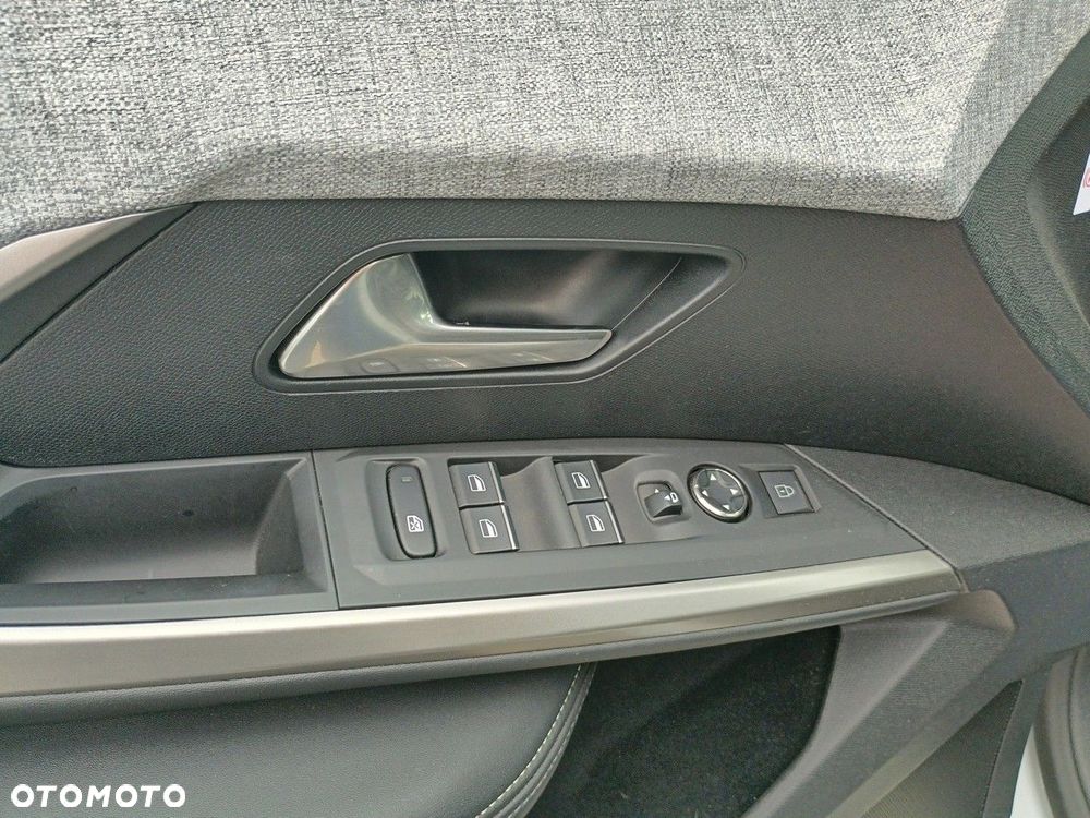Peugeot 3008 - 23