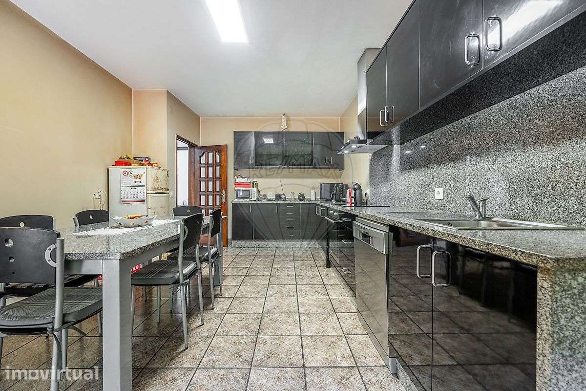 Moradia T2 para venda - Grande imagem: 4/32