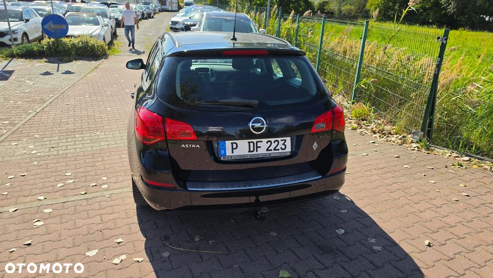 Opel Astra 1.6 Active - 22