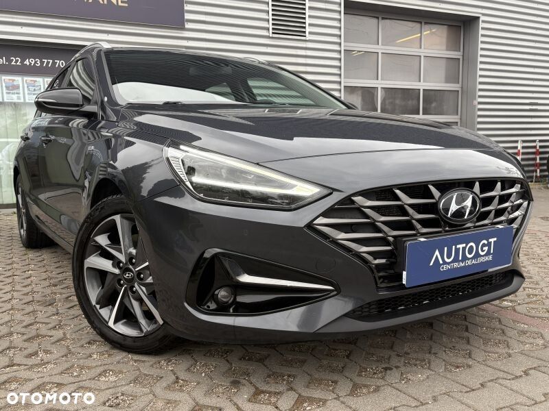 Hyundai i30 1.5 T-GDI 48V Executive DCT - 12