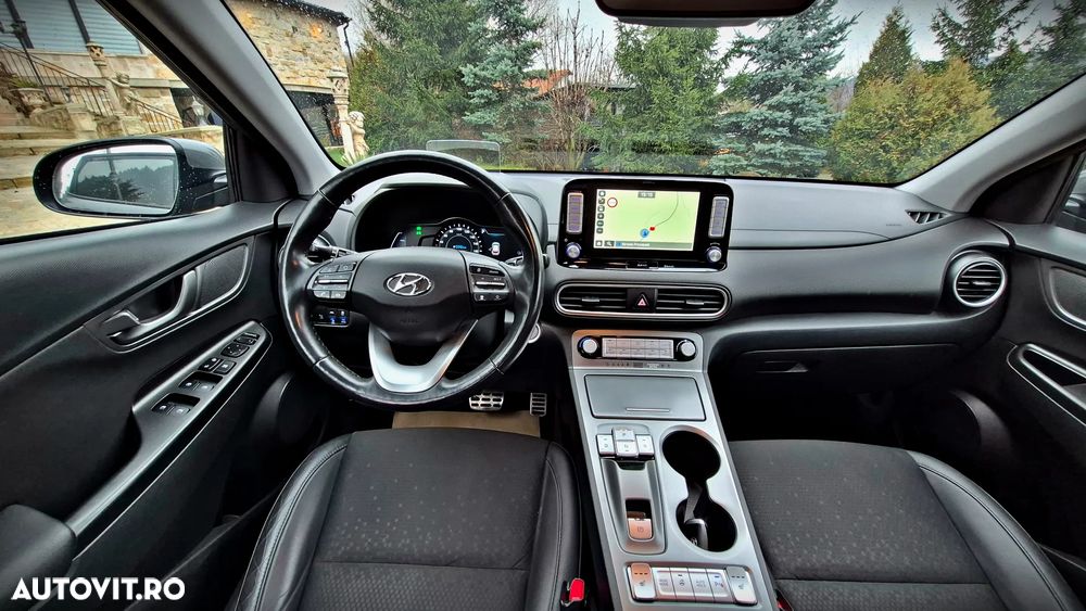 Hyundai KONA EV Premium - 11