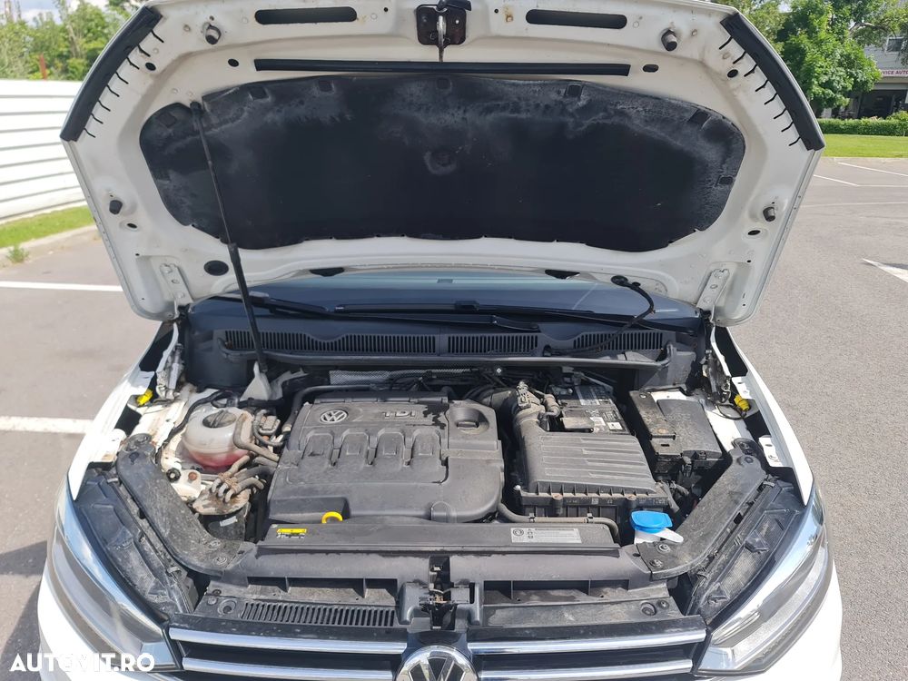 Volkswagen Touran 1.6 TDI SCR (BlueMotion Technology) Comfortline - 16