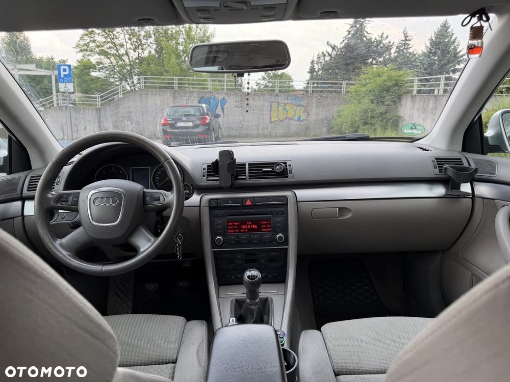Audi A4 Avant 2.0 TDI - 7