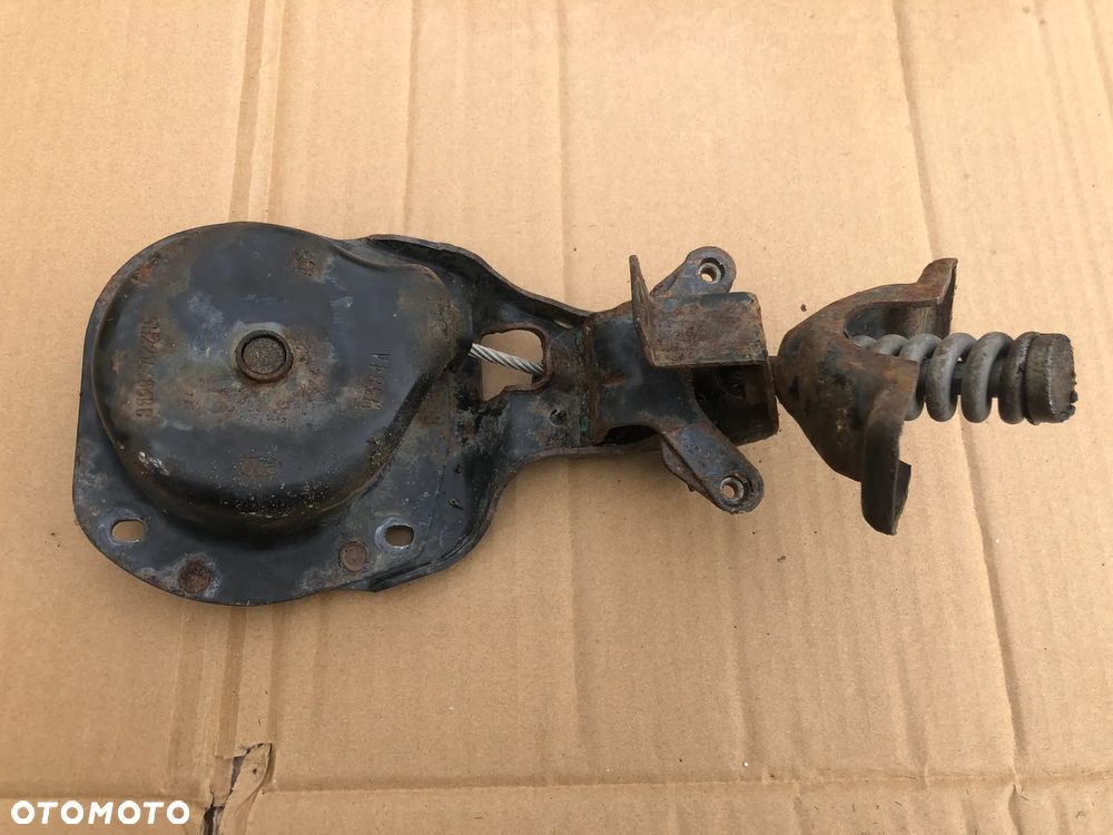 Winda koła zapasowego Land Rover Discovery 3 III 4 IV / Range Rover Sport L320 - 1