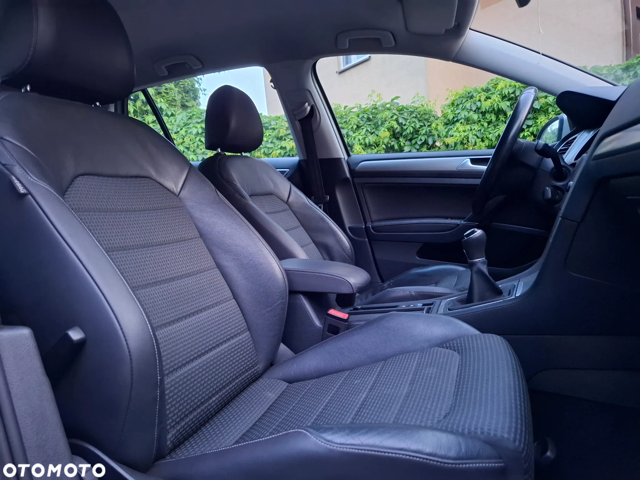 Volkswagen Golf 1.2 TSI BlueMotion Technology Comfortline - 13