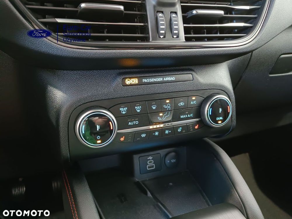 Ford Kuga 2.5 Duratec PHEV ST-LINE X - 23