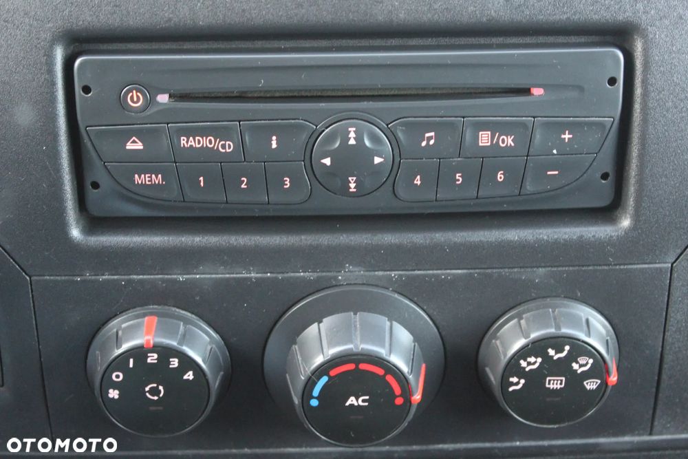 Renault Master - 17