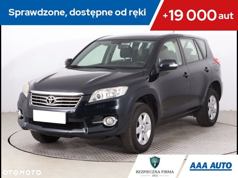 Toyota RAV4 - 1