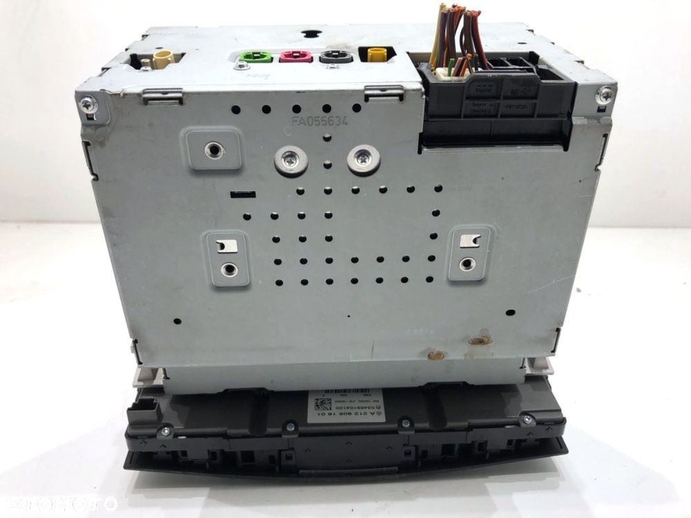 RADIO  MERCEDES-BENZ KLASA E (W212) 2009 - 2016 E 250 CDI / BlueTEC 4-matic (212.082, 212.097) 150 - 4