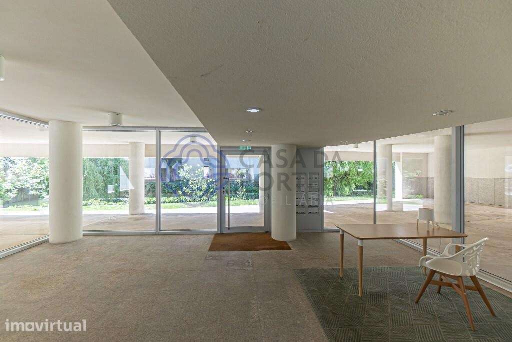 Excelente apartamento T5 rua de Serralves !Penthouse ! Terraço , 4 lug - Grande imagem: 5/44