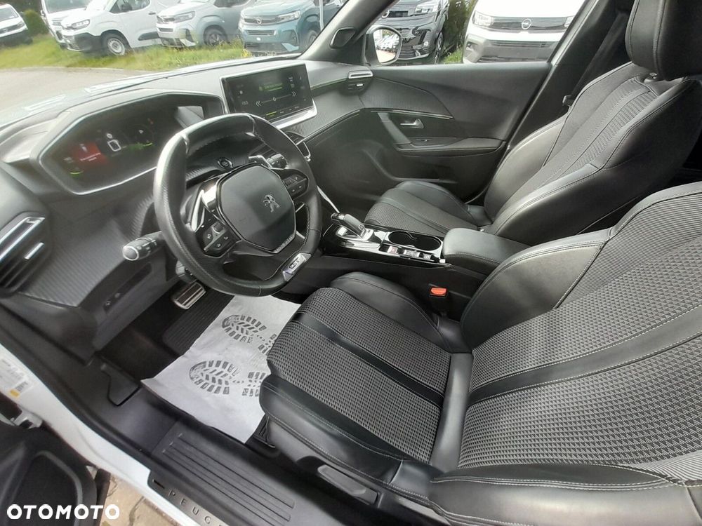 Peugeot 2008 1.2 PureTech GT S&S EAT8 - 12