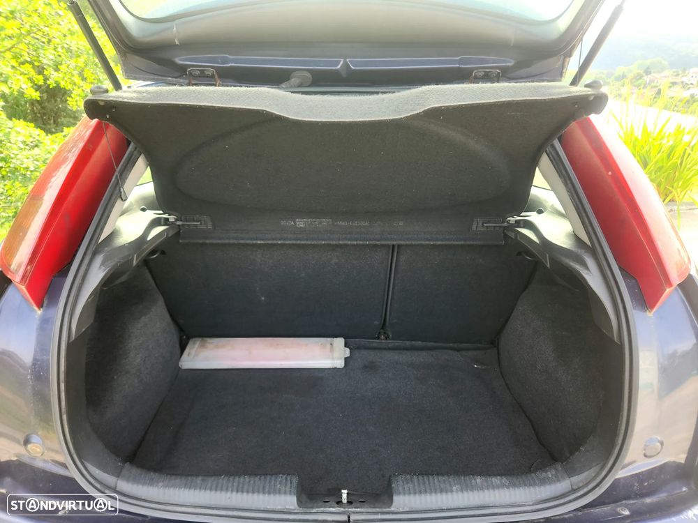 Ford Focus 1.8 TDdi X-Trend - 16