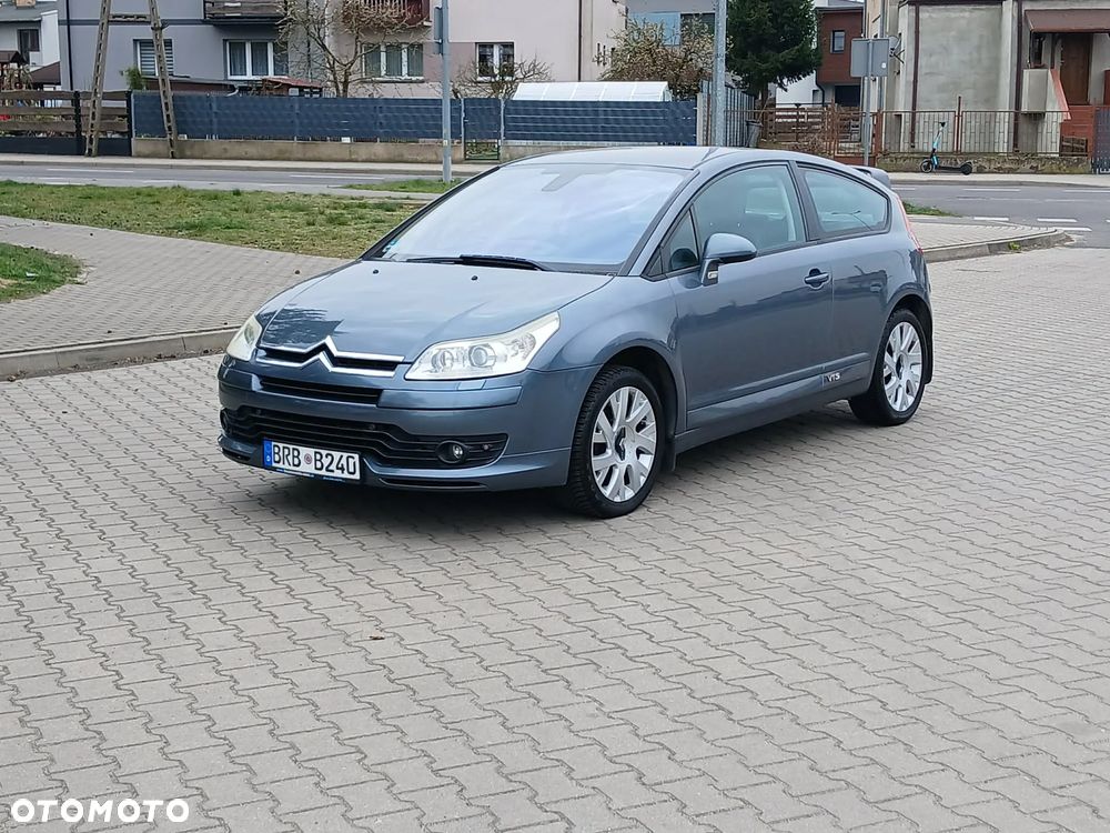 Citroën C4 2.0 16V VTS - 2