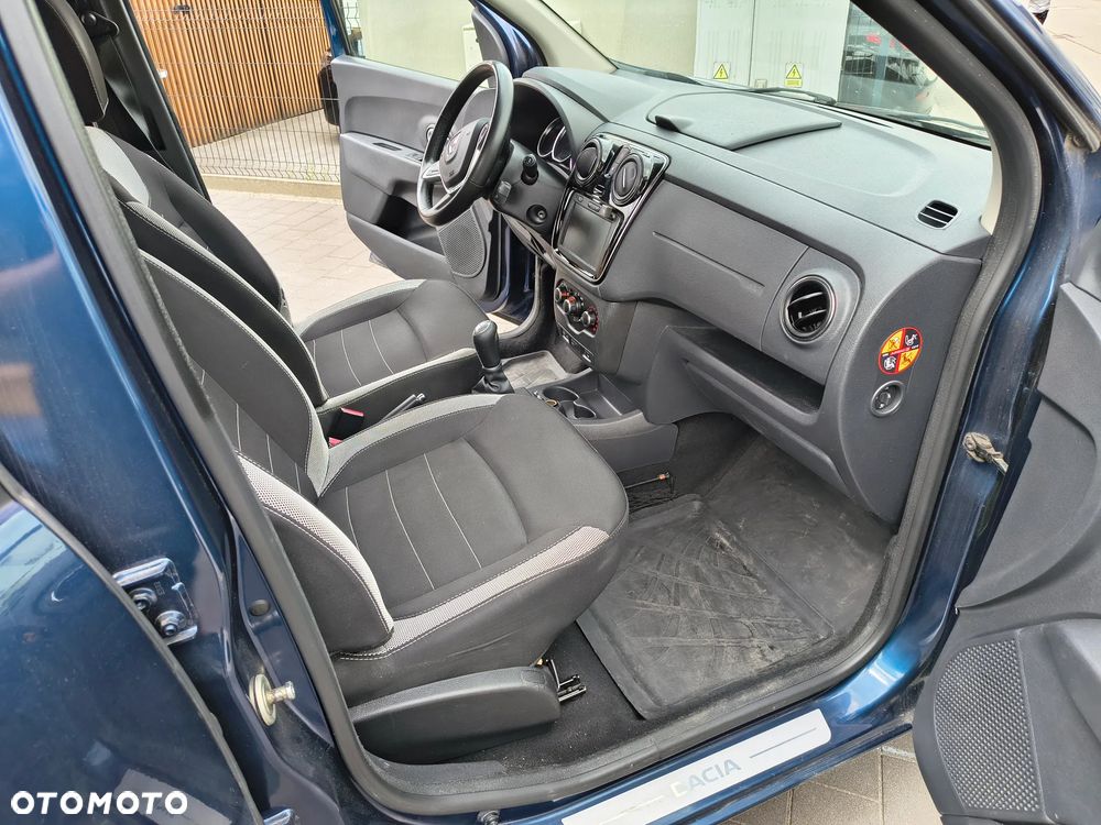 Dacia Lodgy 1.6 SCe Stepway S&S - 6
