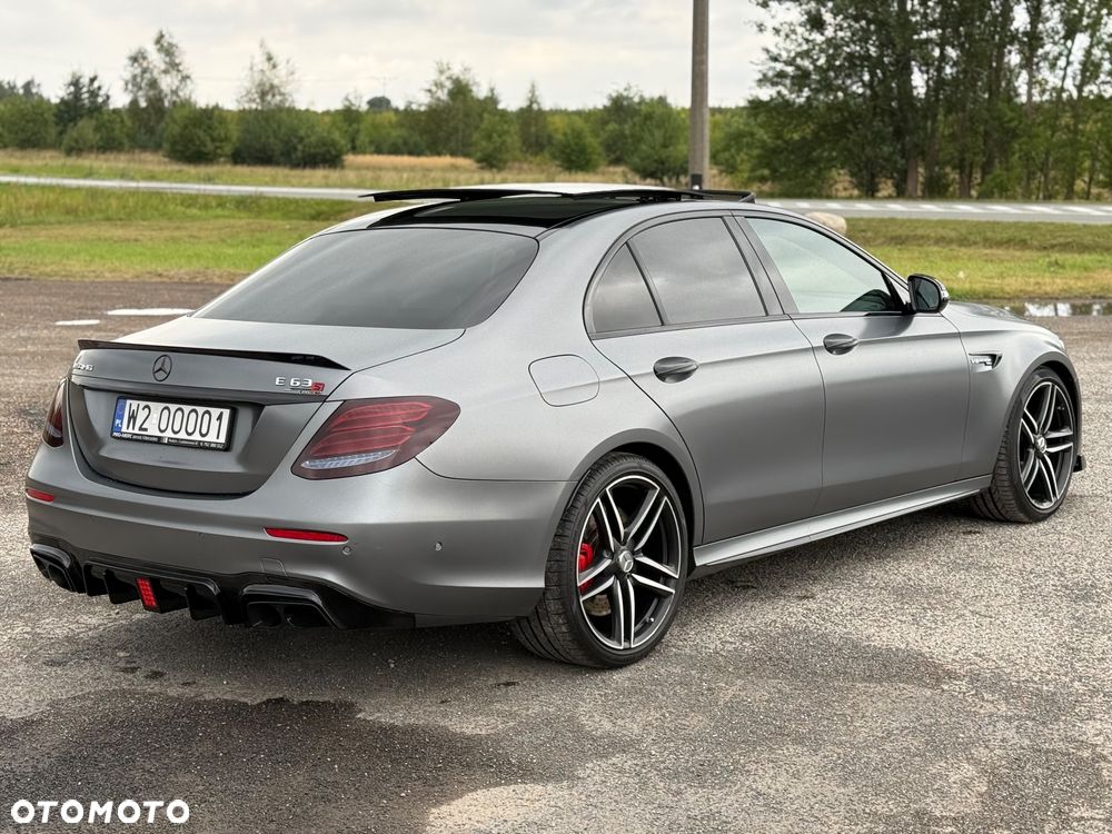 Mercedes-Benz Klasa E AMG 63 S 4Matic AMG Speedshift 9G-MCT Edition 1 - 10