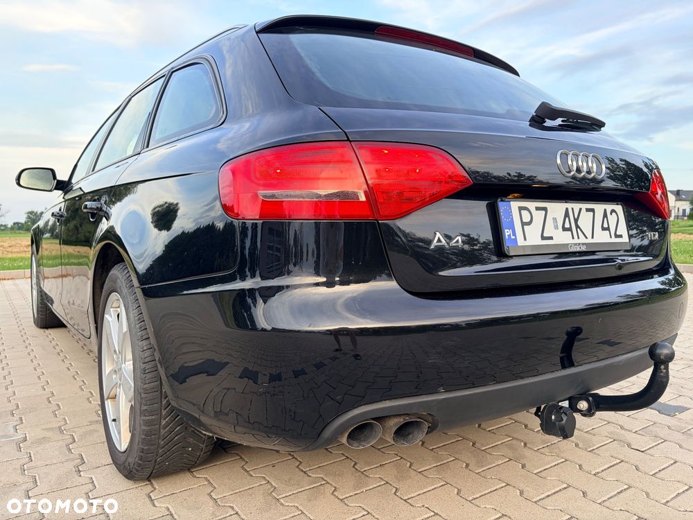 Audi A4 Avant - 30