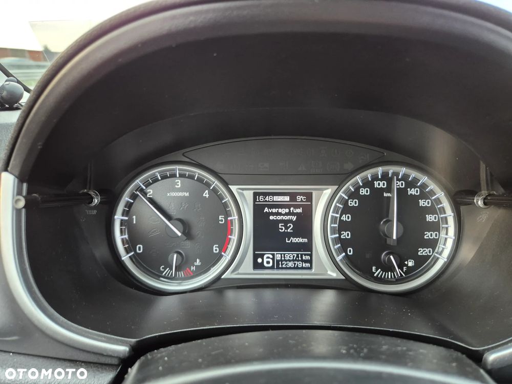 Suzuki Vitara 1.6 DDiS (4x4) Allgrip Comfort - 12