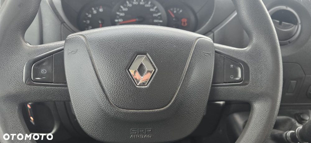 Renault Master - 15