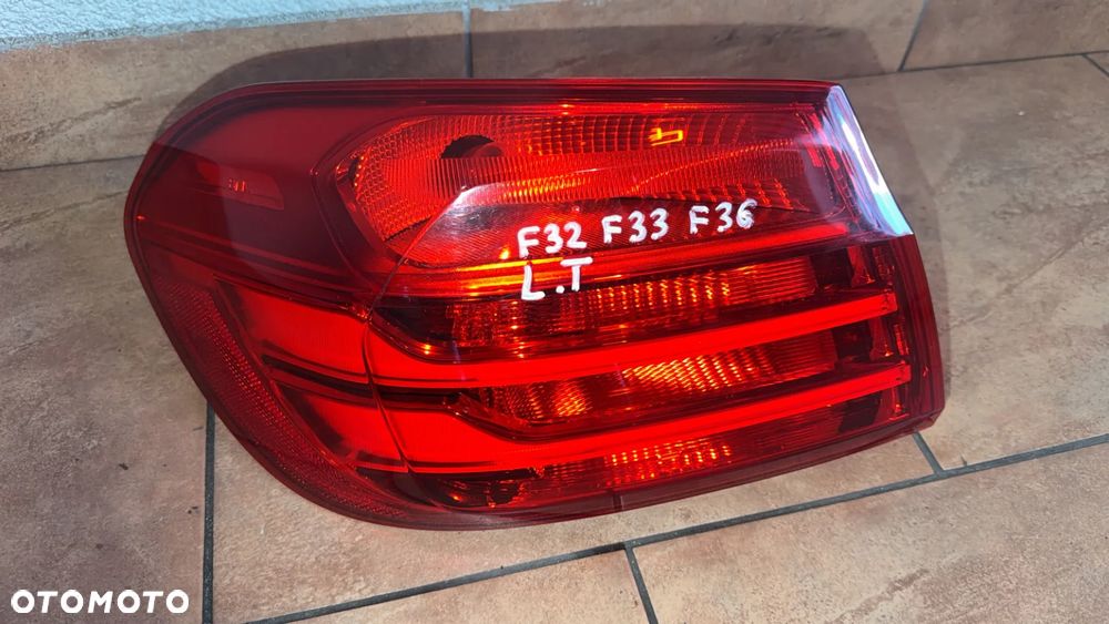 BMW F32 F33 F36 LAMPA W BŁOTNIK LEWA TYŁ 7296099 USA - 1