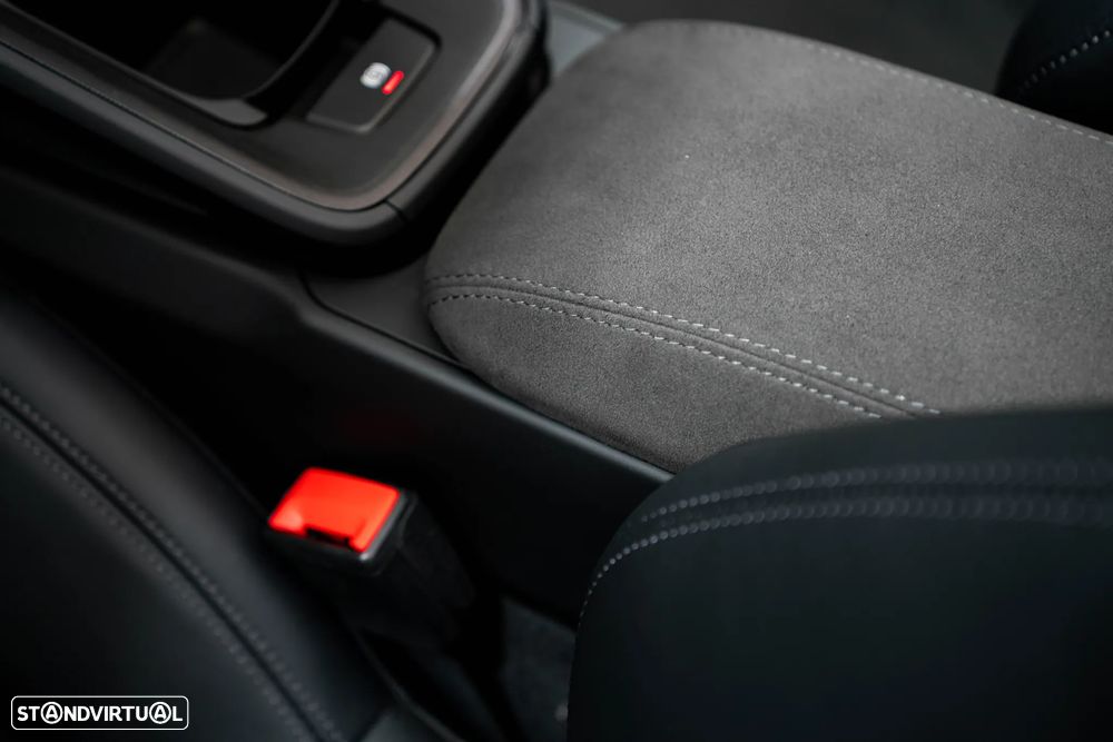 Porsche 911 (992) Carrera 4 GTS PDK - 36