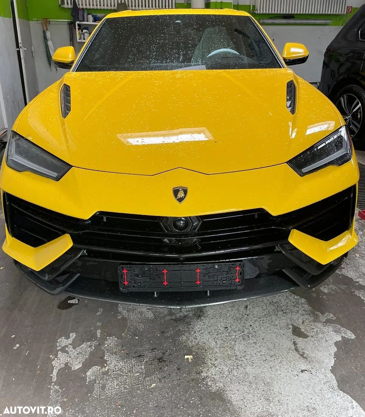 Lamborghini URUS - 1