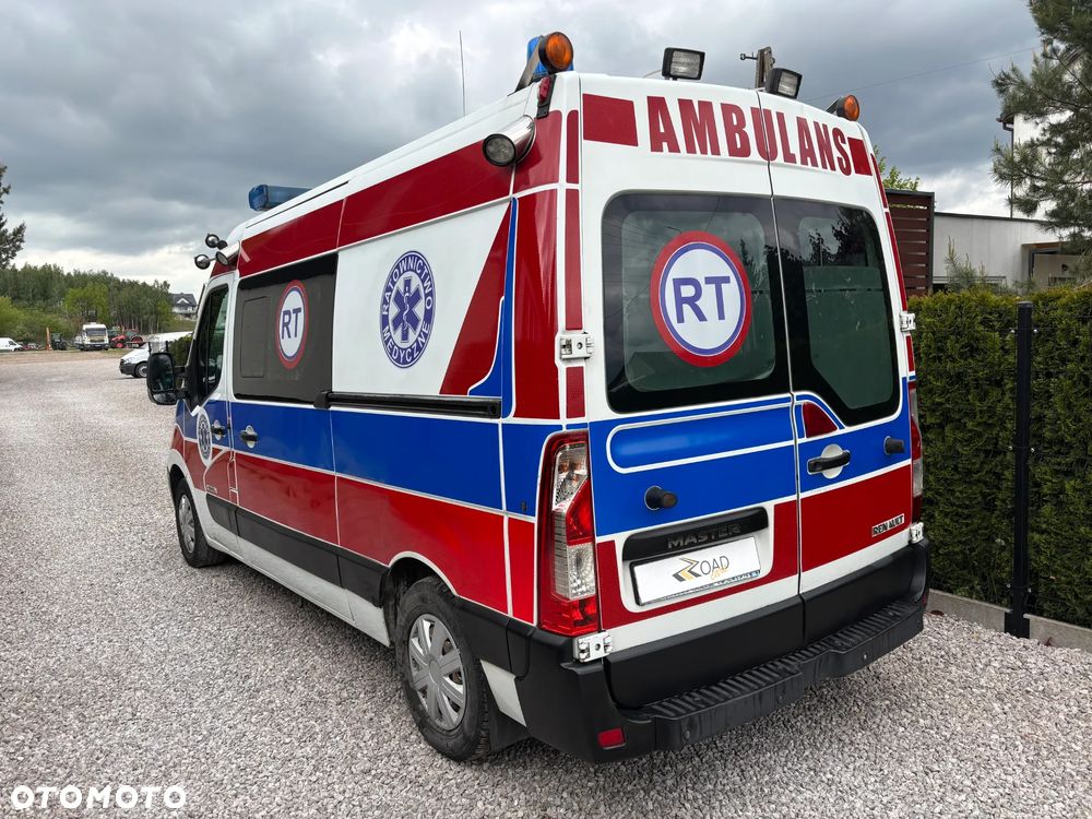 Renault Master F3500**Klimatyzacja**Ambulans - 3
