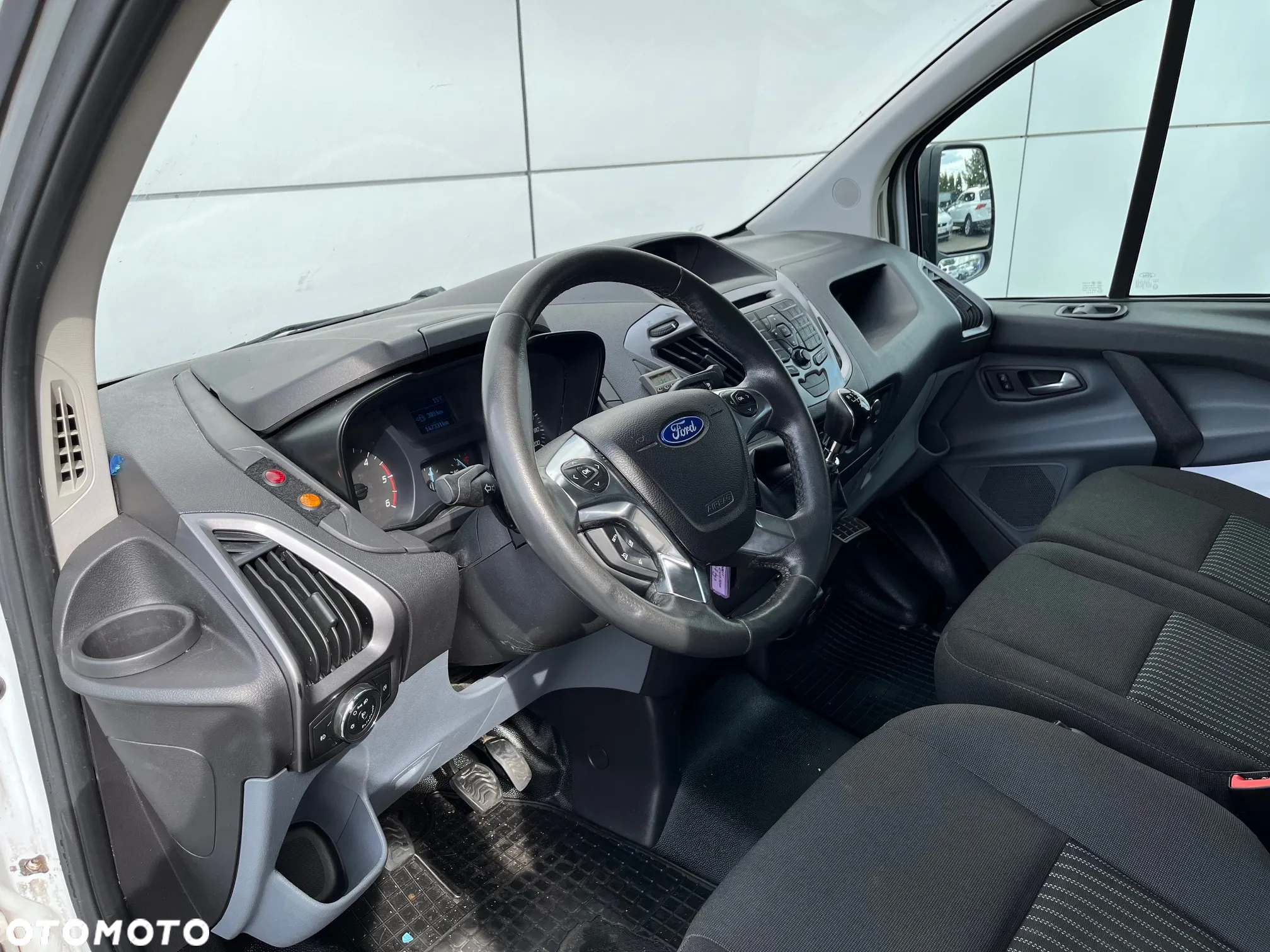 Ford Transit Custom - 24