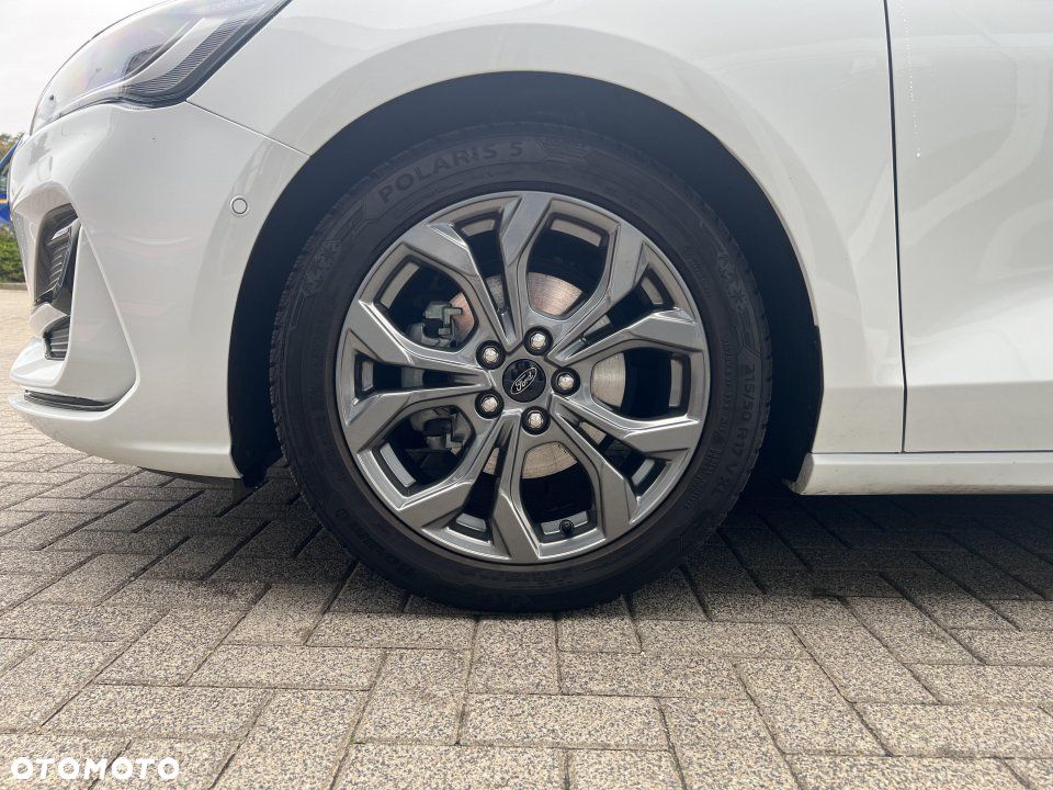 Ford Focus - 12