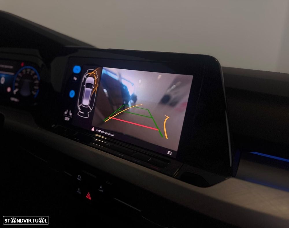 VW Golf Variant 1.5 eTSI Life DSG - 17