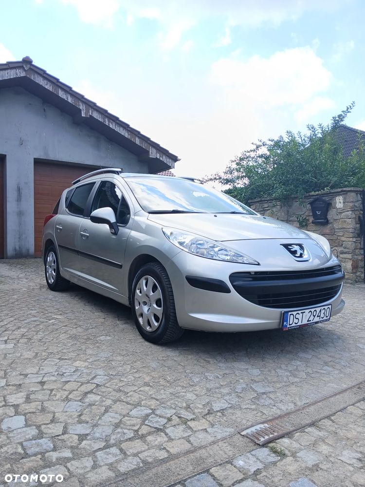 Peugeot 207 1.4 16V Trendy - 1