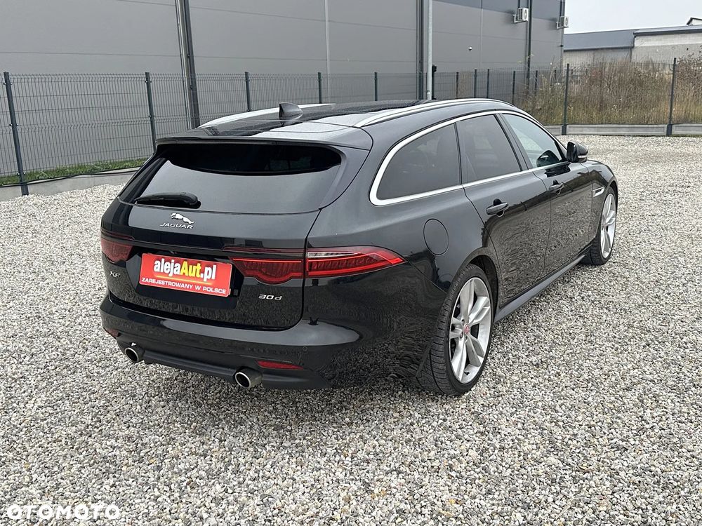 Jaguar XF 3.0 TDV6 300 Sport - 5