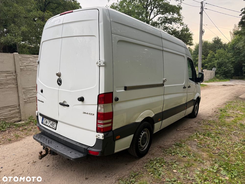 Mercedes-Benz Sprinter - 5