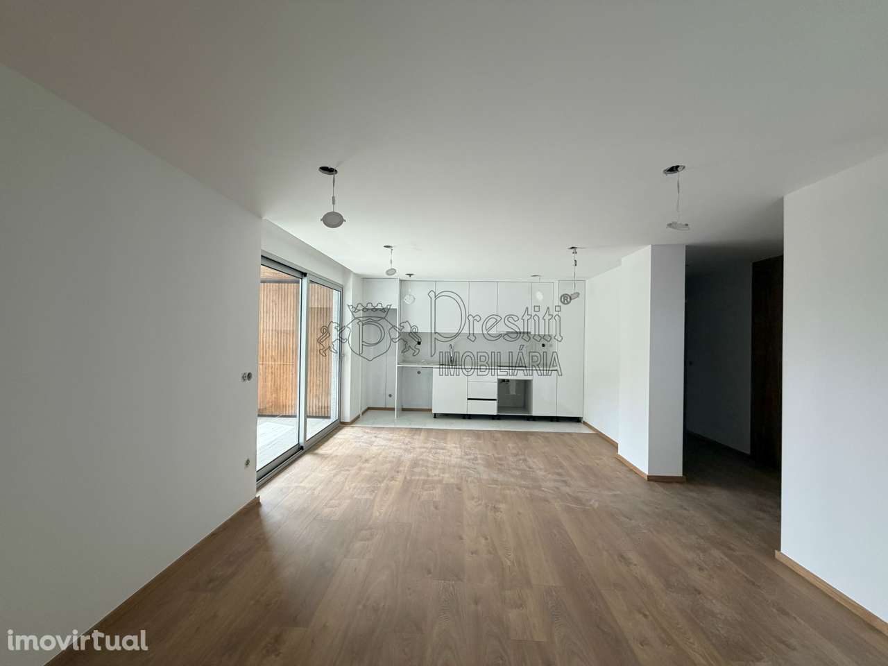 Apartamento T2 para Arrendar em Guimarães - Grande imagem: 3/9