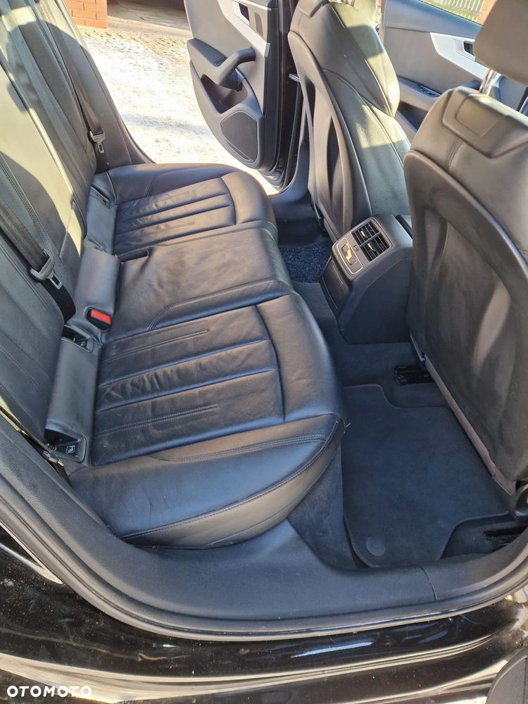 Audi A4 Avant 2.0 TDI - 14