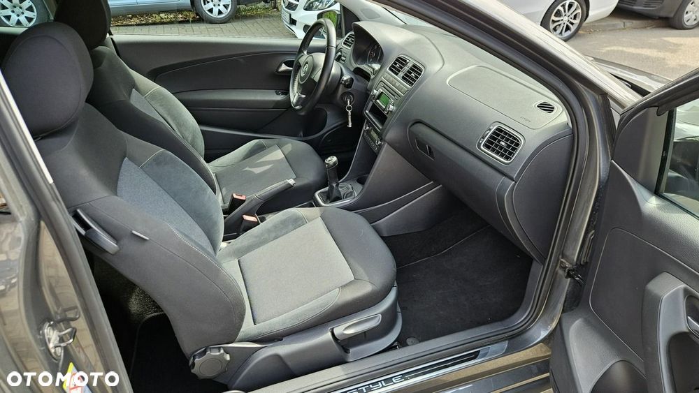 Volkswagen Polo - 17