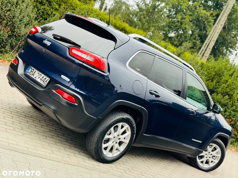 Jeep Cherokee - 22