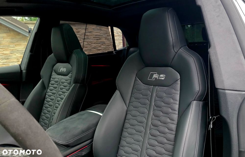 Audi RS Q8 - 10