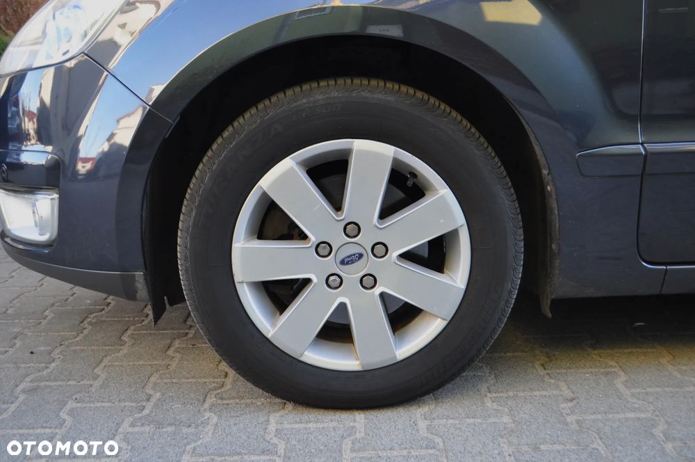 Ford Galaxy 2.0 TDCi Ghia - 34