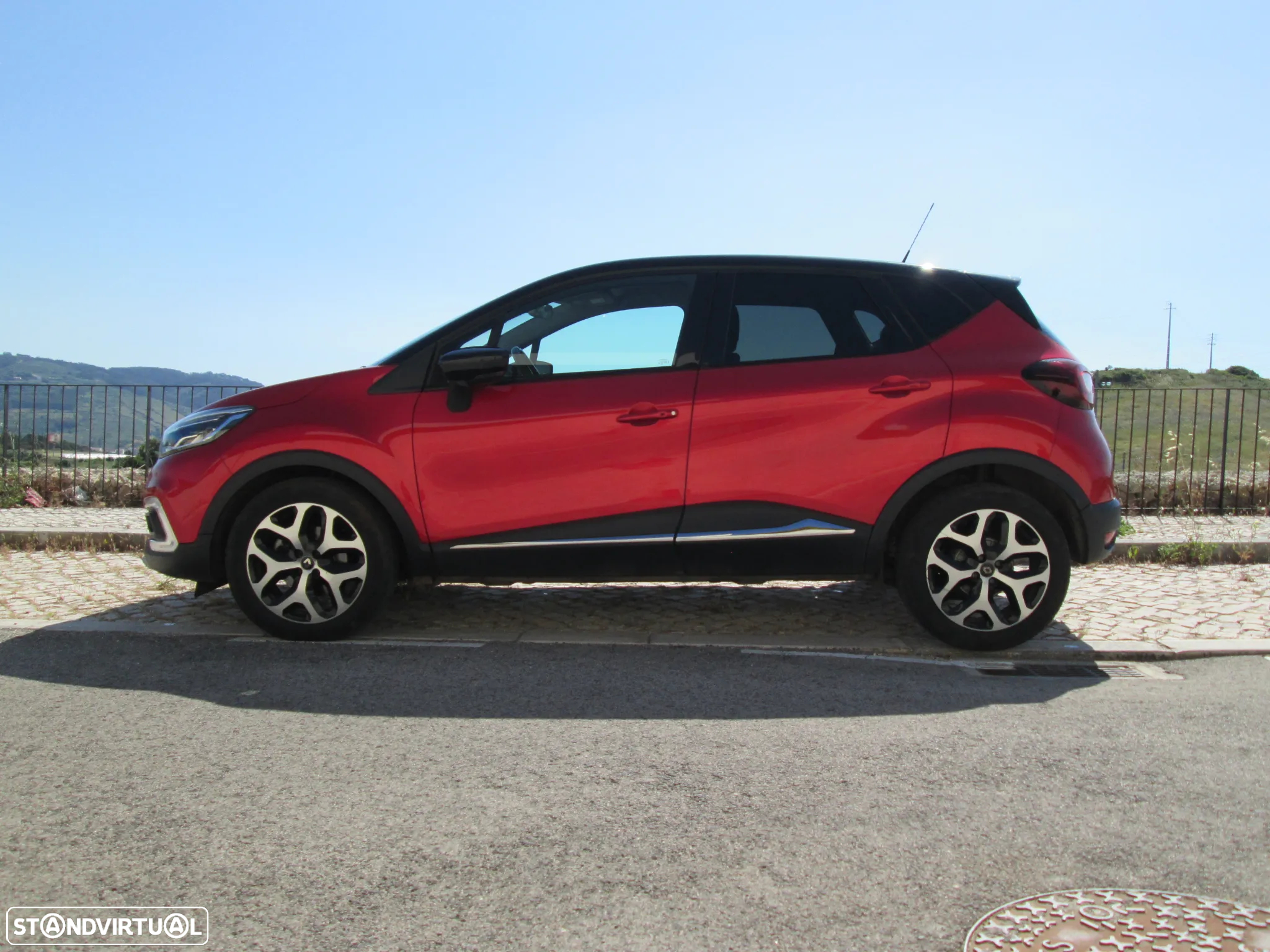 Renault Captur 1.5 dCi Exclusive EDC - 2