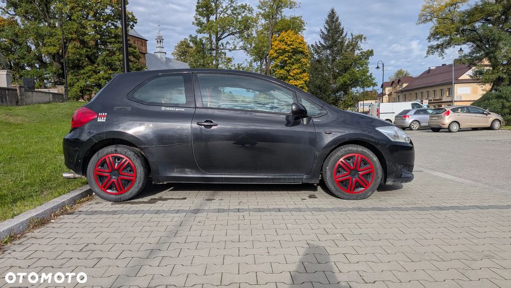 Toyota Auris 1.6 VVT-i Sol - 3